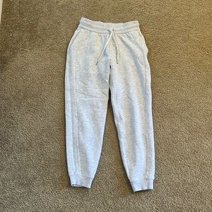 Size 6 Lululemon Scuba Joggers